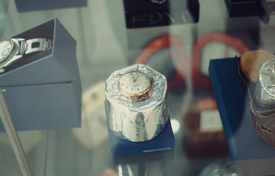 父から譲り受けた時計を売るべきか？ヴィンテージウォッチの価値と選択肢【2026年版】